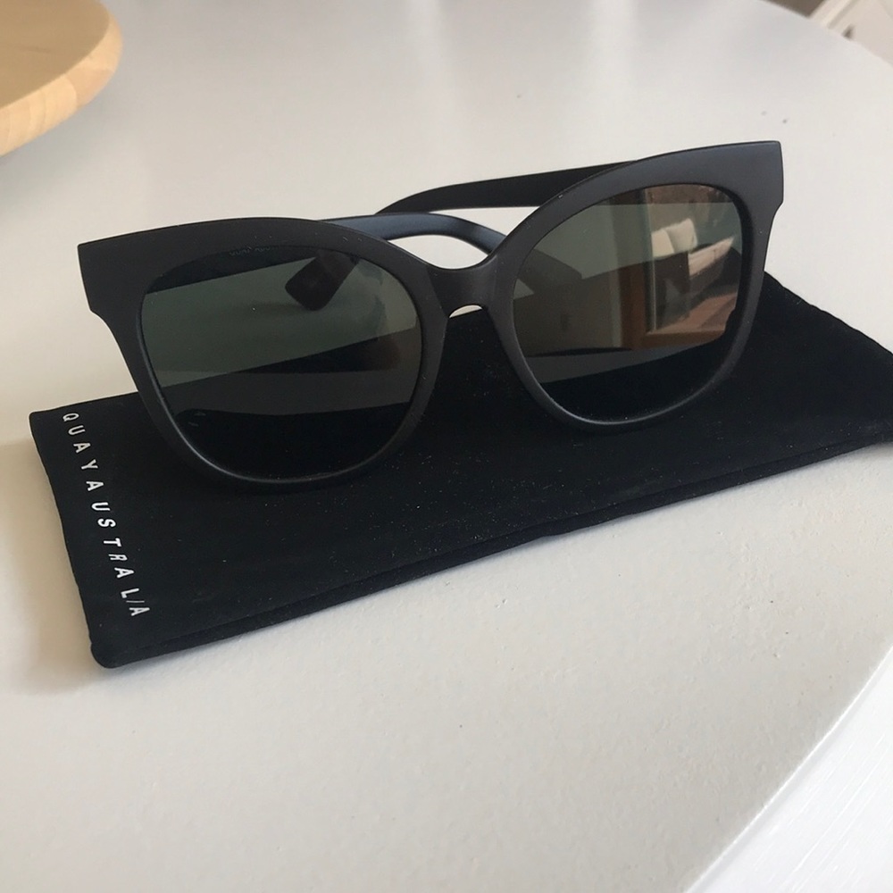 Quay Australia Black/Smoke Sunglasses